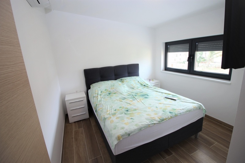 Jedna z dwóch sypialni.