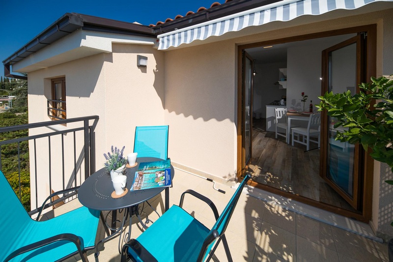 Taras apartamentu A2167, Crikvenica, Chorwacja.