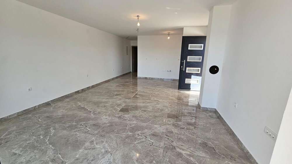 Wejście i część dzienna nieruchomości A2519.