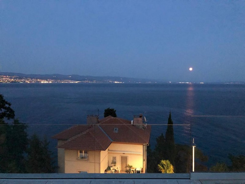 Nowe i nowoczesne nieruchomości w Chorwacji - Panorama Scouting A2572.