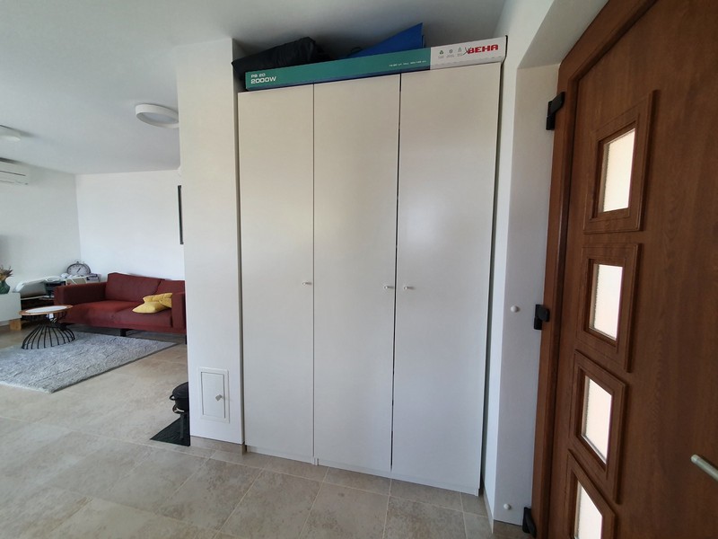 Duże mieszkanie, nowy budynek 90 metrów od morza