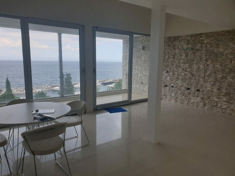 Na sprzedaż nieruchomość z widokiem na morze w Chorwacji - A2820 w pobliżu Opatiji.