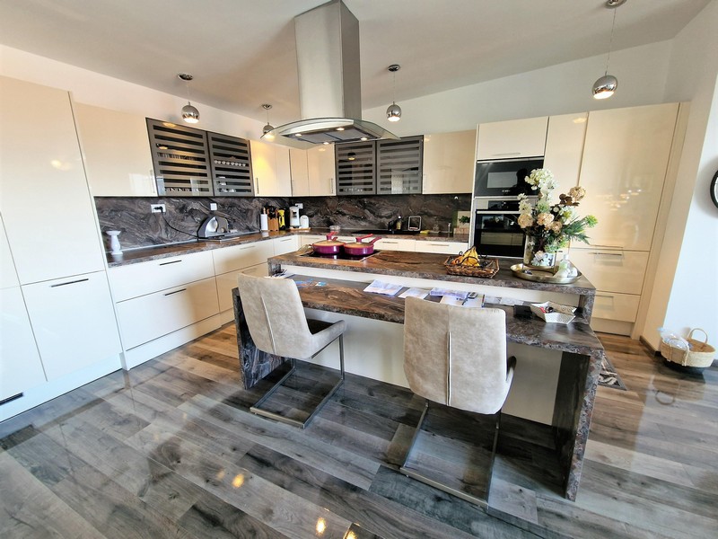 Otwarta kuchnia z wyspą - Nieruchomość A2901, Chorwacja.