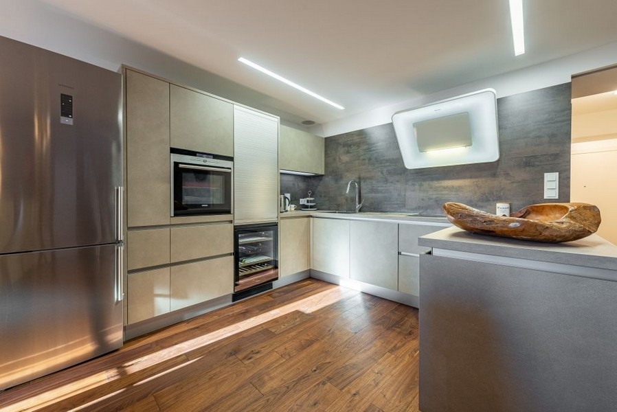 Wysokiej jakości wyposażona kuchnia, panoramiczny widok