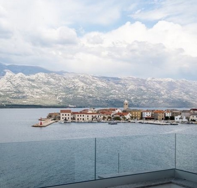 Kup mieszkanie z widokiem na morze w Chorwacji