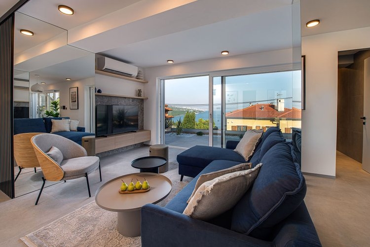 Klimatyzowany salon.