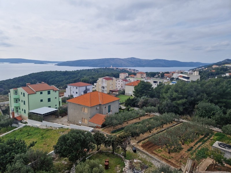 Obraz 3D nowego budynku A3011 w pobliżu Trogiru w Chorwacji.