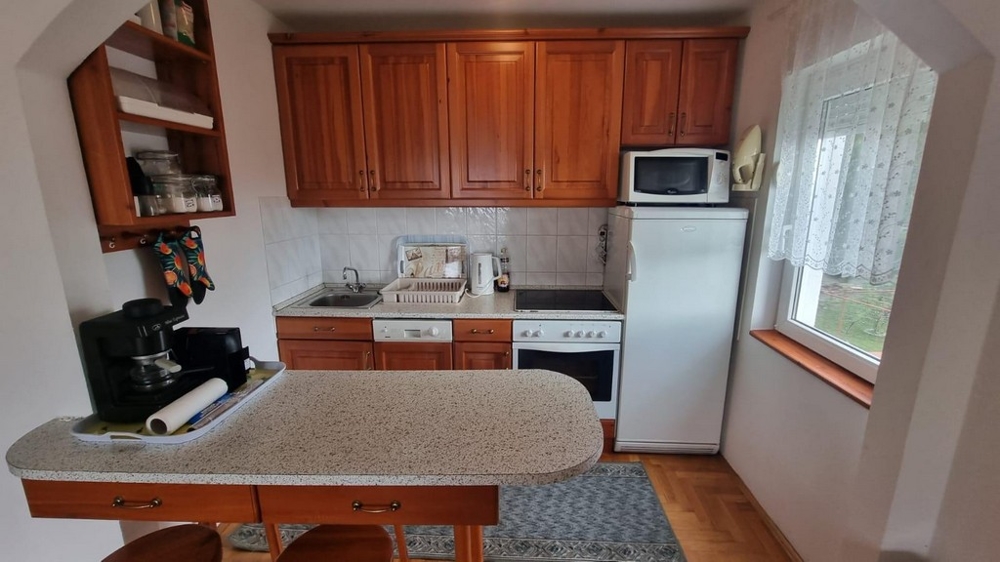 Mieszkanie umeblowane z dwoma balkonami