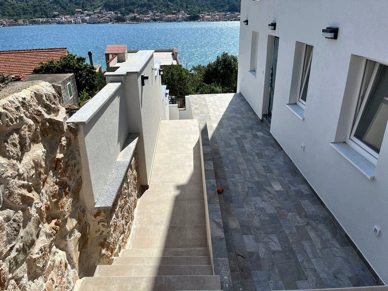 Na sprzedaż apartament A3192 z widokiem na morze w Chorwacji.