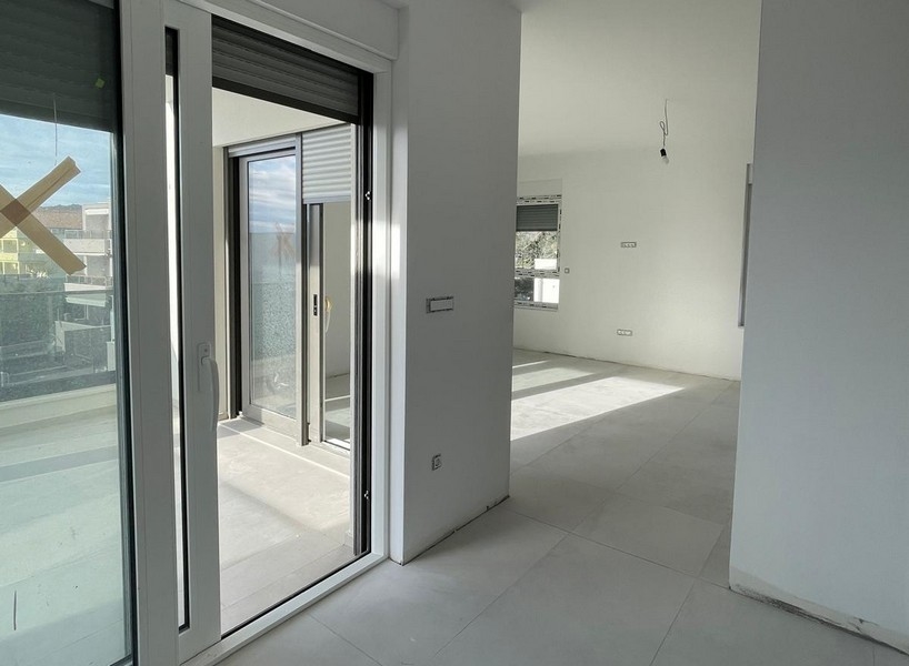 Stan surowy budowy apartamentowców w Chorwacji, rynek nieruchomości w budowie