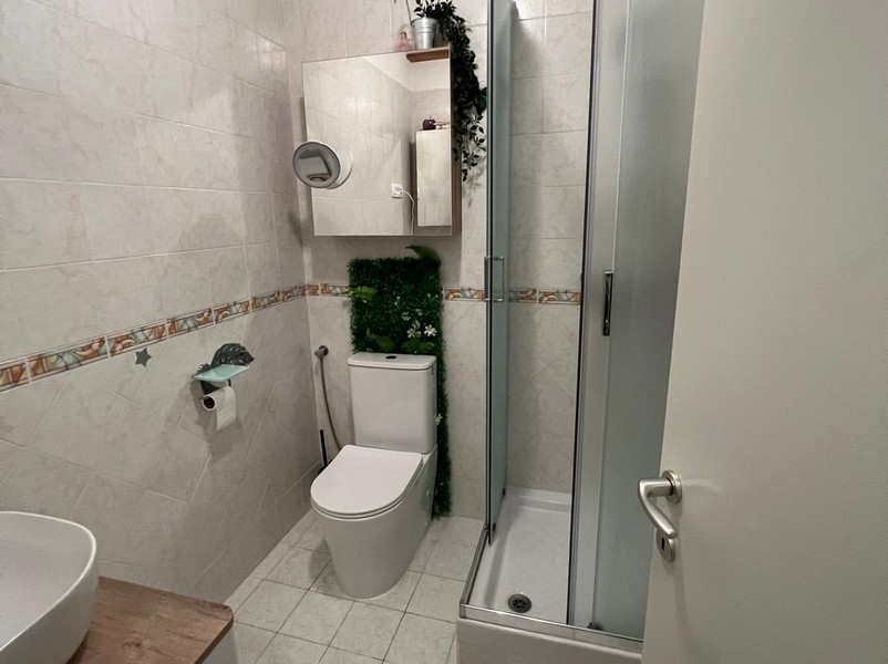 Łazienka z prysznicem.