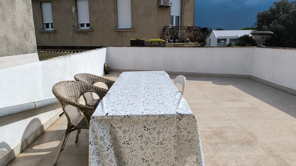 Taras na dachu oferuje ogromny potencjał.