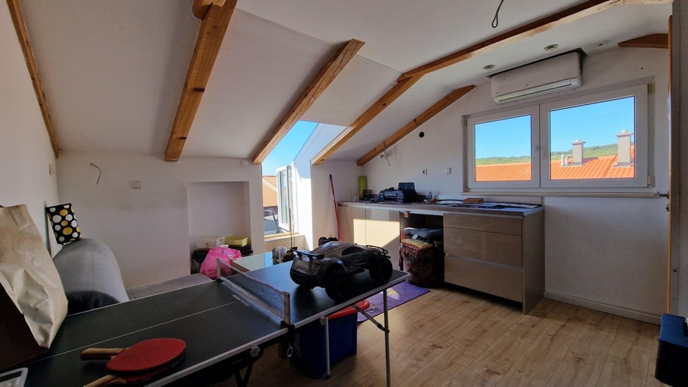 Pokój gier i nauki ze stołem do tenisa stołowego