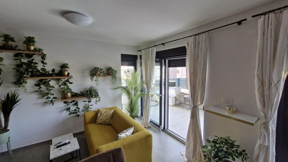 Jeszcze jedno spojrzenie na salon mieszkania A3413.