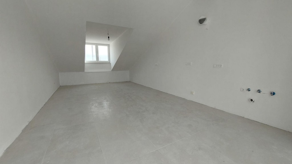 Część dzienna i jadalna nowego budynku.