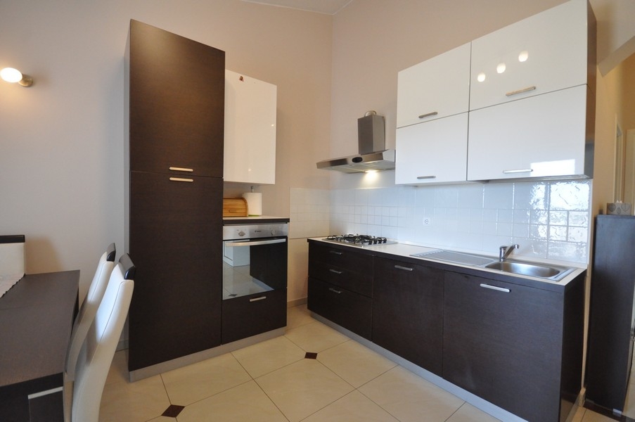 Funkcjonalna i nowoczesna kuchnia w nieruchomości A3478.