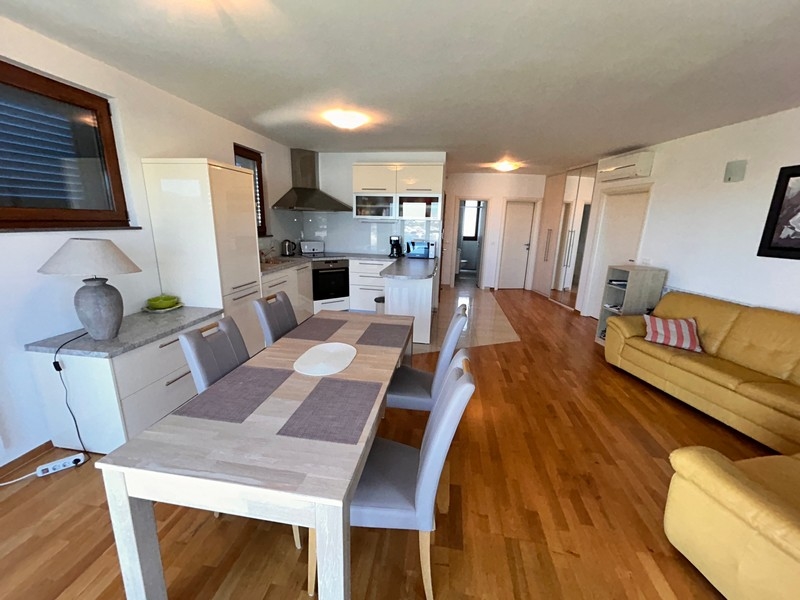 Jadalnia i pokój dzienny, otwarta kuchnia, panoramiczny scouting, ID A3535