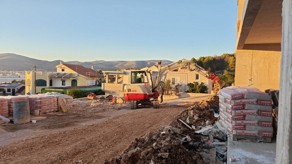 Nowoczesny nowy budynek z mieszkaniami o różnych rozmiarach - Panorama Scouting A3576.