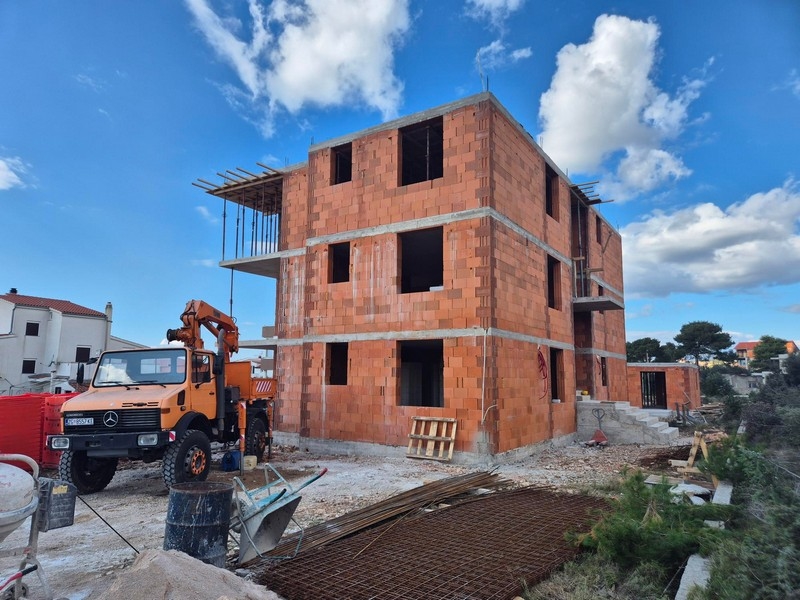 Aktualny stan nieruchomości A3598 niedaleko Sibenika w Chorwacji.