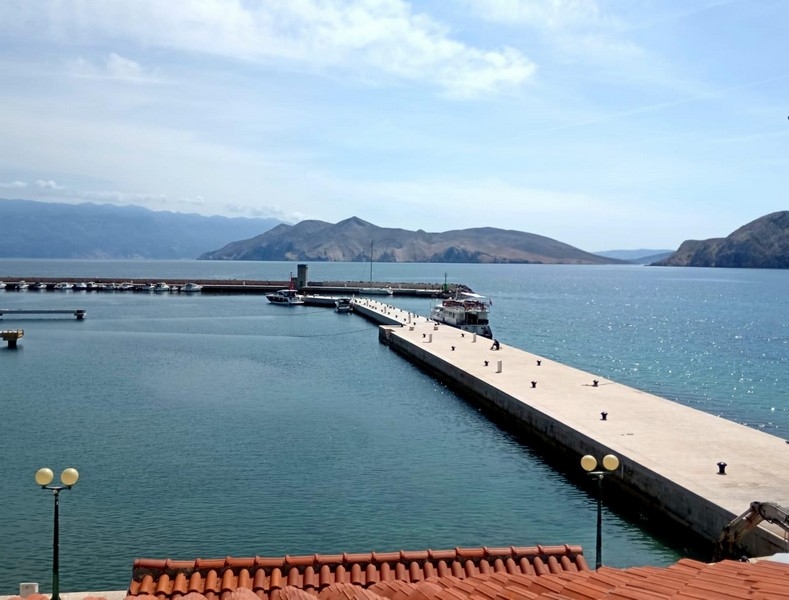 Sprzedam mieszkanie nad morzem w Chorwacji - wyspa Krk, Baska.