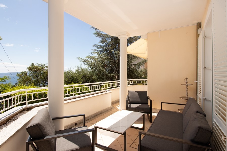 Przestronny taras nieruchomości A3680 w Chorwacji - Panorama Harcerska.