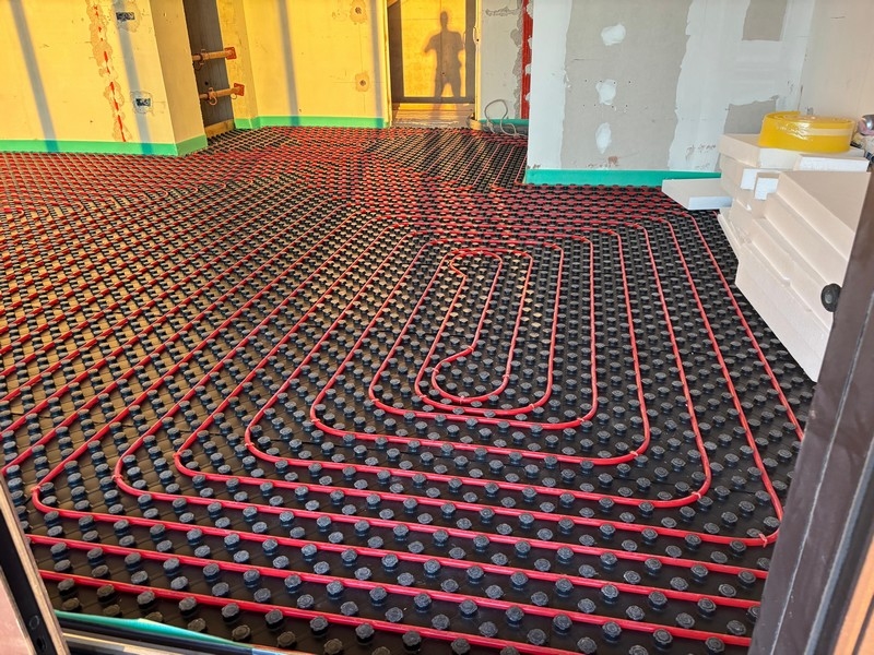 W nowym mieszkaniu zamontowane ogrzewanie podłogowe