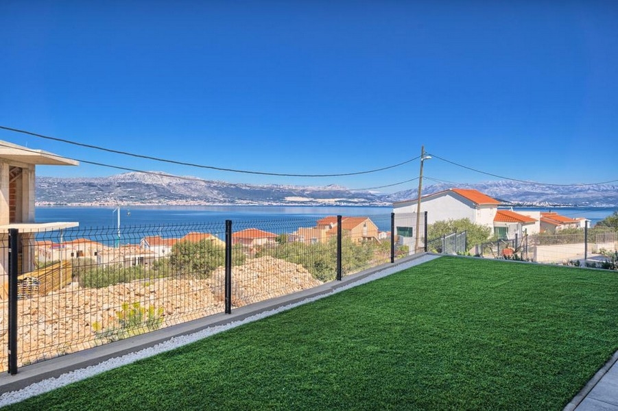 Widoki na morze z nieruchomości A3720 - Ogród.