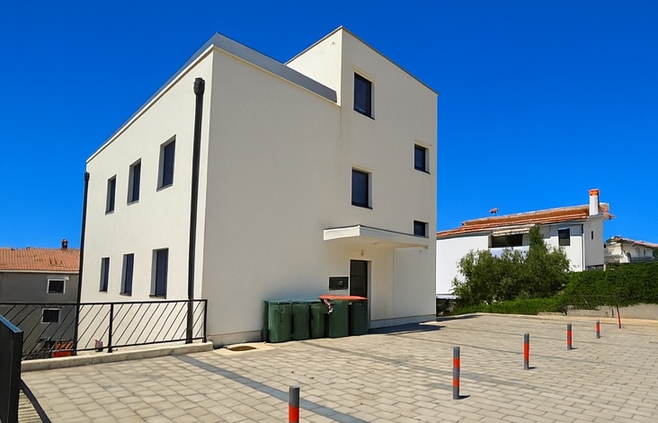 Sprzedam penthouse z tarasem na dachu w Kozinie w Chorwacji.