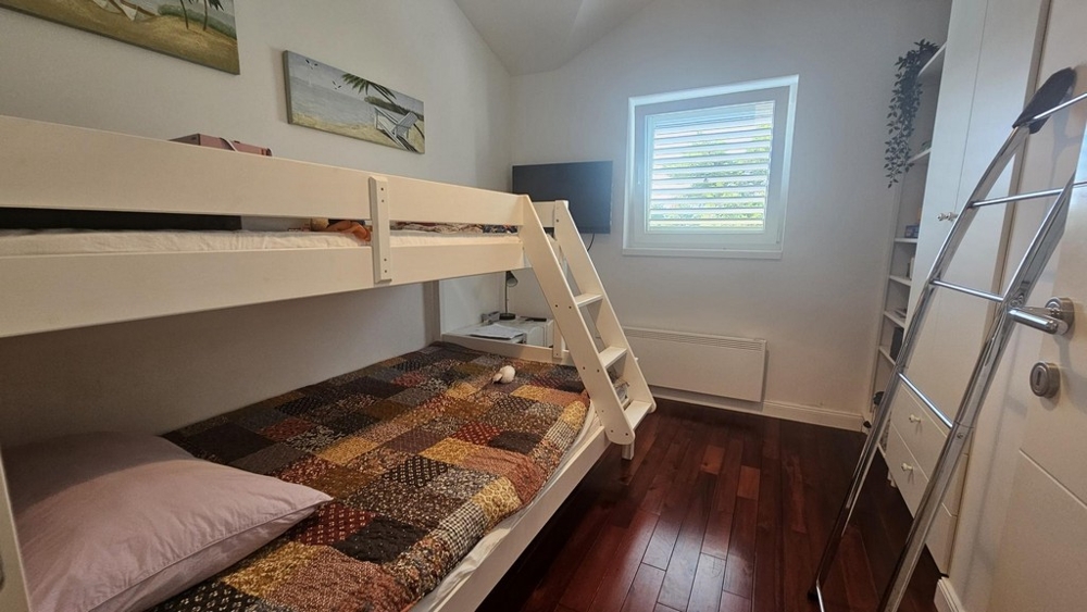 Pokój dziecięcy z łóżkiem piętrowym