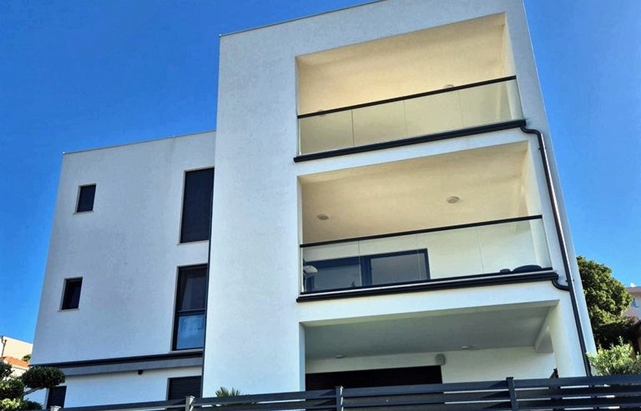 Nowe mieszkania na sprzedaż w Tisno w Chorwacji - Panorama Scouting.