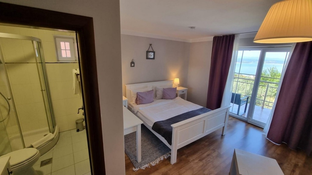 Sypialnia z łazienką - nieruchomość A3766 w Chorwacji.