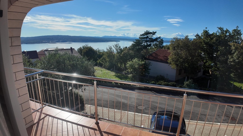 Widok na morze z nieruchomości A3766 w Crikvenicy, Chorwacja - Panorama Scouting.