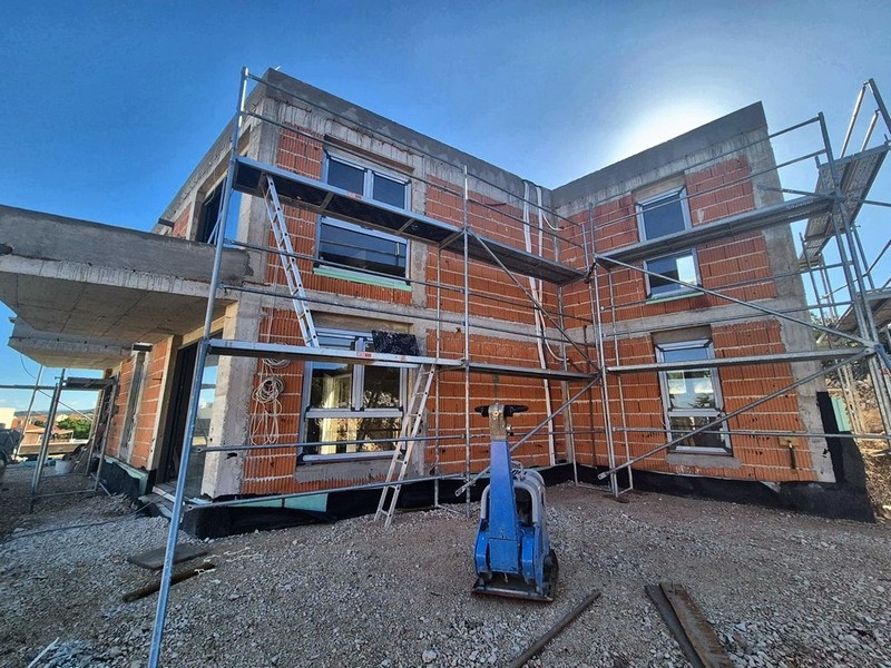 Stan surowy nieruchomości A3782 na Murter w Chorwacji.