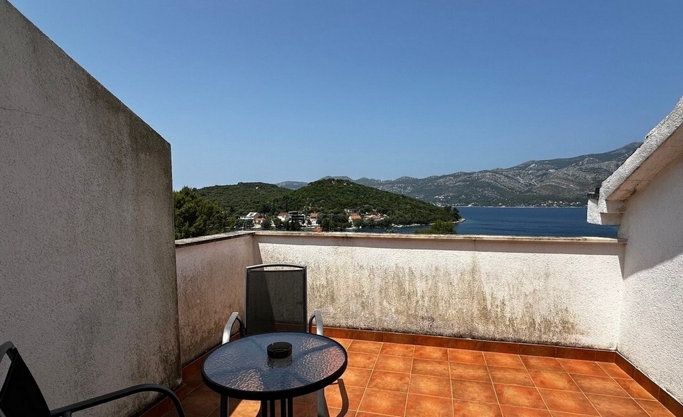 Taras z widokiem na morze