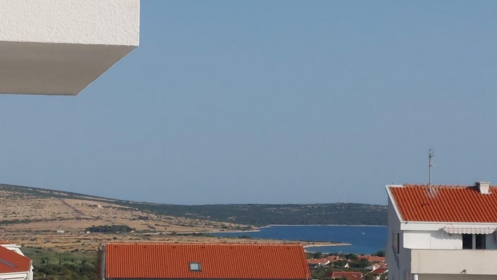 Widok na morze nieruchomości A3807 - Sprzedam mieszkanie na wyspie Pag.