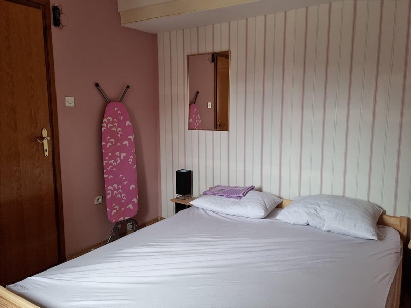 Druga sypialnia z podwójnym łóżkiem