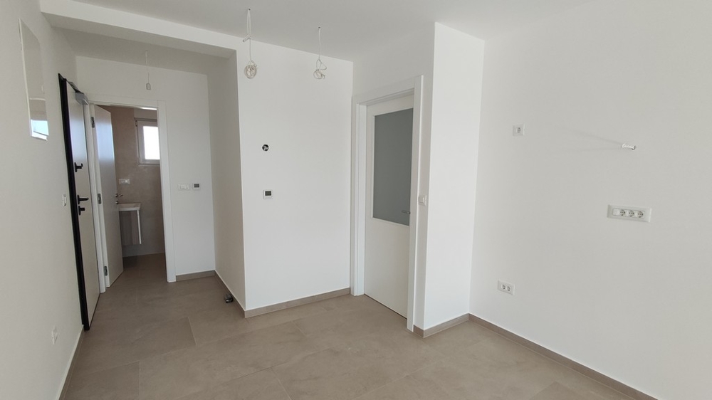 Przedpokój i strefa wejściowa z łazienką