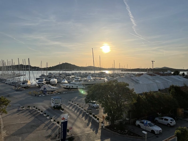 Nieruchomości nadmorskie wyspa Murter Chorwacja.