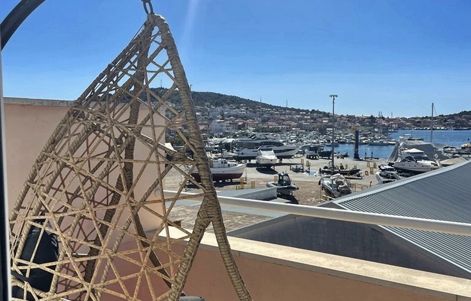 Sprzedam mieszkanie z widokiem na morze Murter