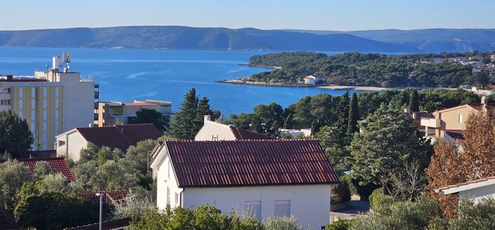 Widok na morze z nieruchomości A3837 w Krk na wyspie Krk - Panorama Scouting.