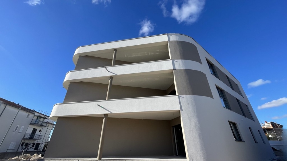 Atrakcyjna nieruchomość A3852 w Vodicach w Chorwacji na sprzedaż w Panorama Scouting.