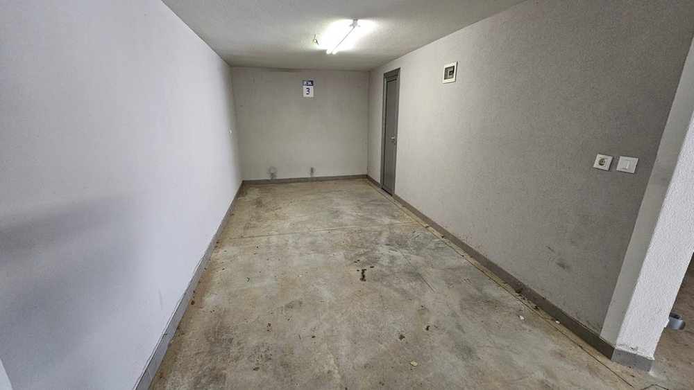 Garaż/miejsce parkingowe pod dachem