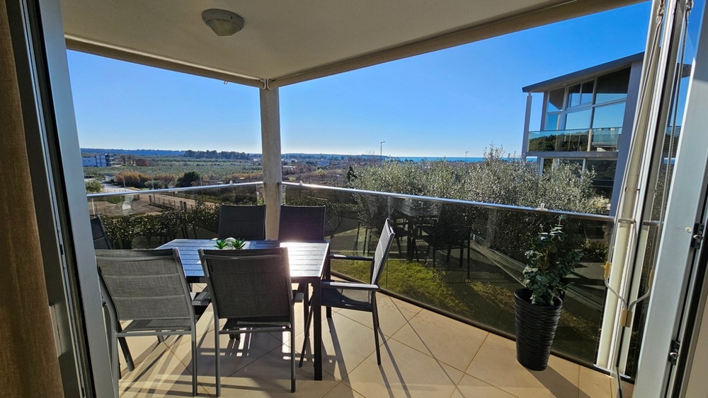 Mieszkanie z widokiem na morze w Novigradzie (Chorwacja) na sprzedaż - A3873.-