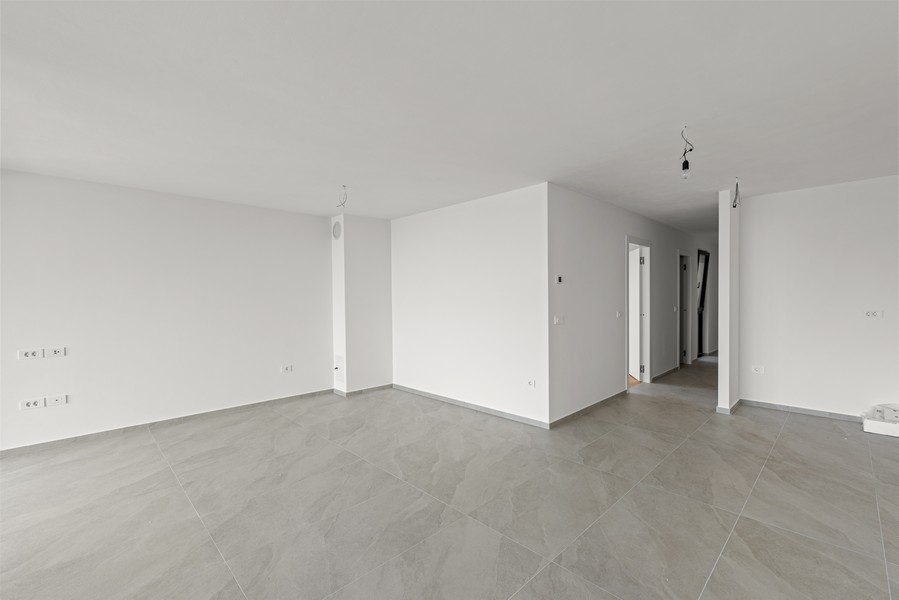 Pokój dzienny nowe mieszkanie Novigrad Istria podłoga wyłożona kafelkami