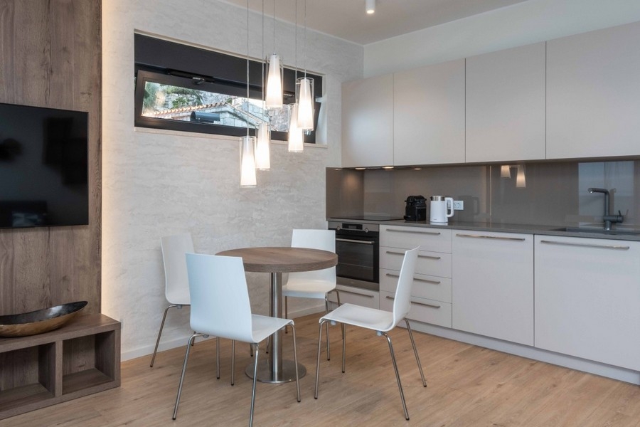 Jadalnia i kuchnia w nieruchomości A3887 w Chorwacji - Panorama Scouting.