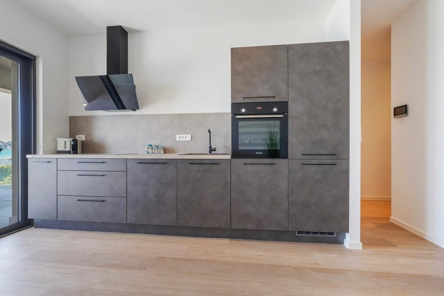 Wysokiej jakości wyposażona kuchnia w luksusowym apartamencie w Chorwacji