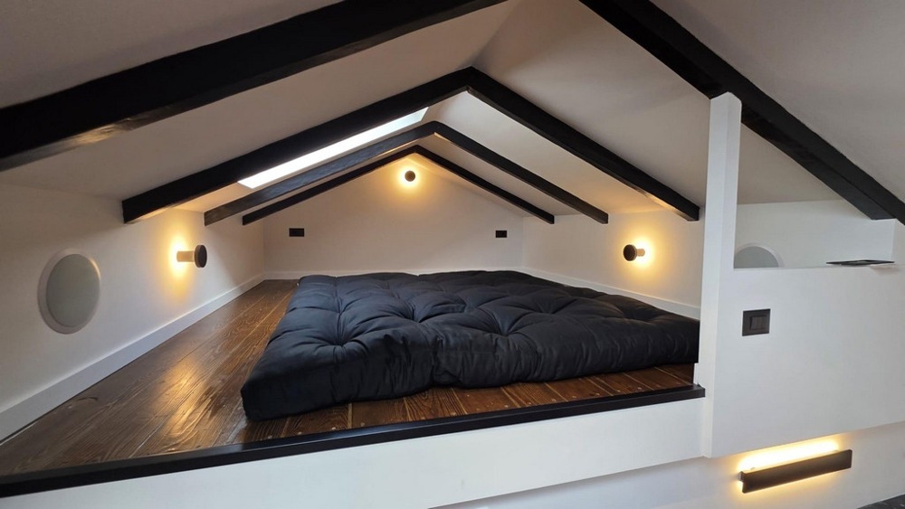 Część sypialna na poziomie galerii