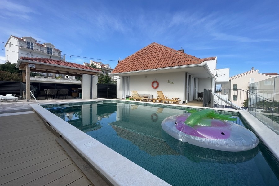 Basen w apartamencie A3926 w Chorwacji - Panorama Harcerska.