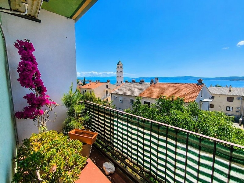 Balkon z widokiem na morze w Chorwacji