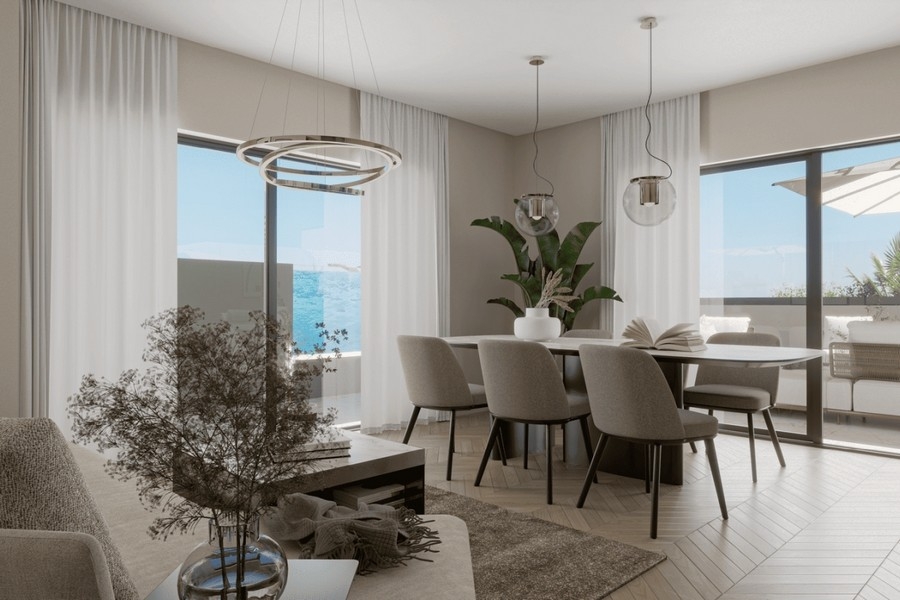 Salon i jadalnia z widokiem na morze